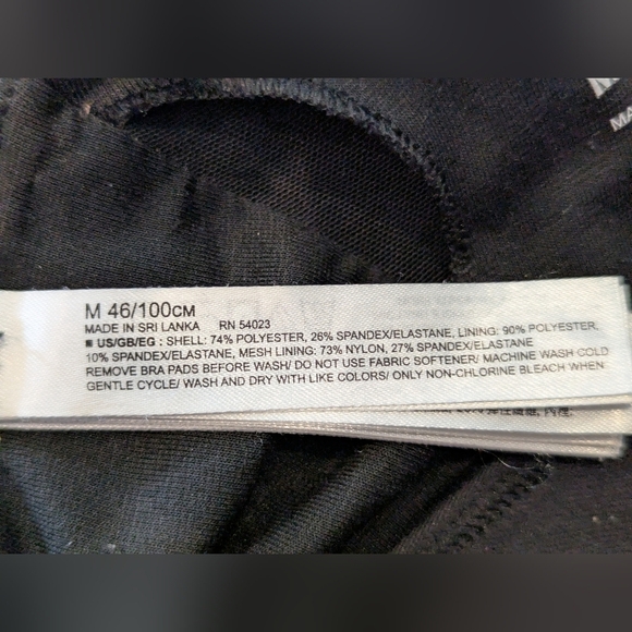 Black Women's Gapfit Yoga Set Pants Medium & Strappy Sports Bra Women's Med - Picture 16 of 17